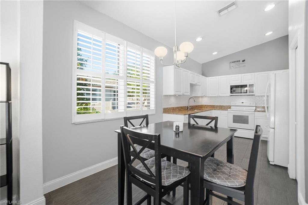 CEDAR RIDGE - Residential