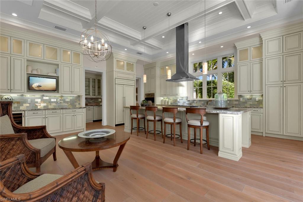 MOORINGS - Residential Lease