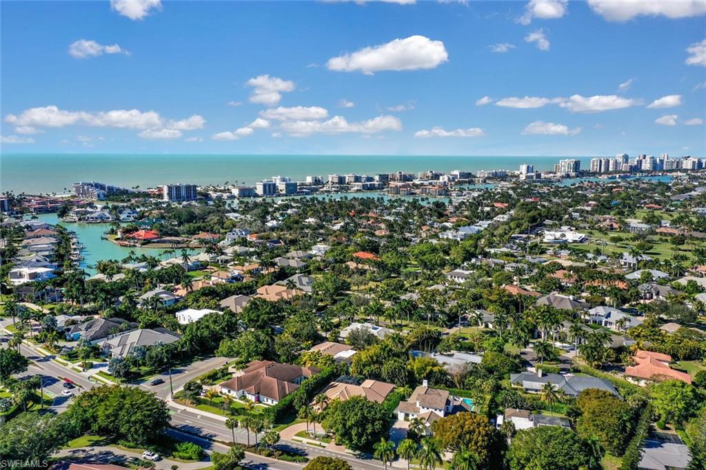 MOORINGS - Residential Lease