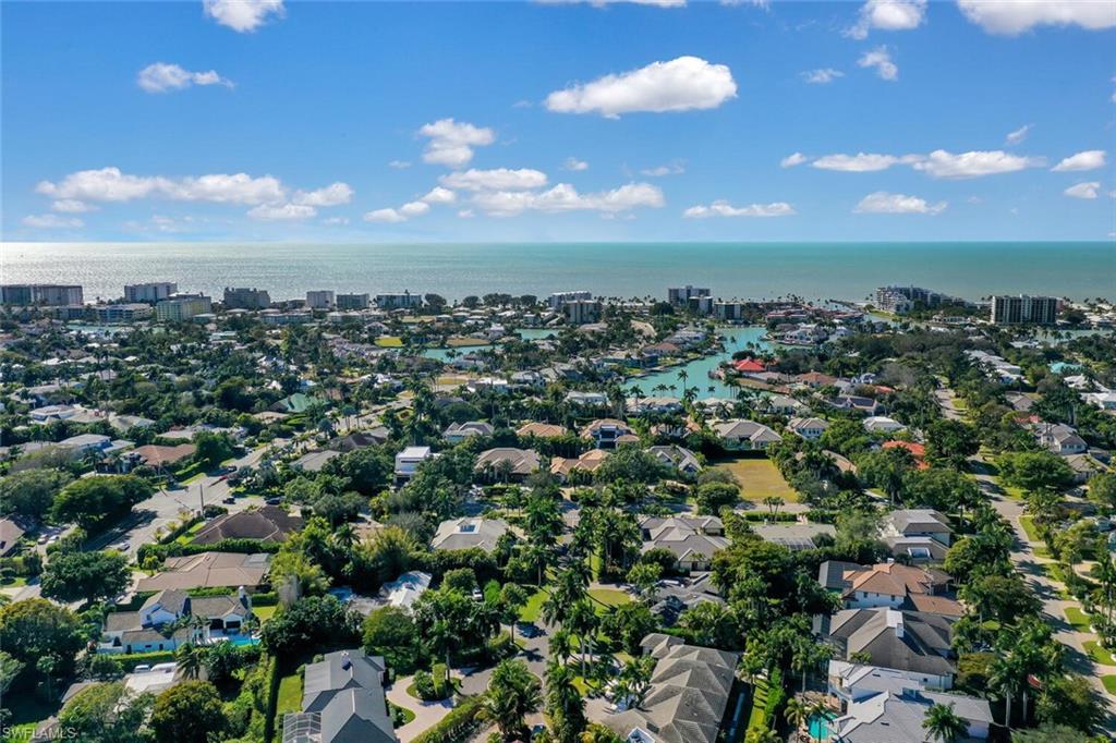 MOORINGS - Residential Lease