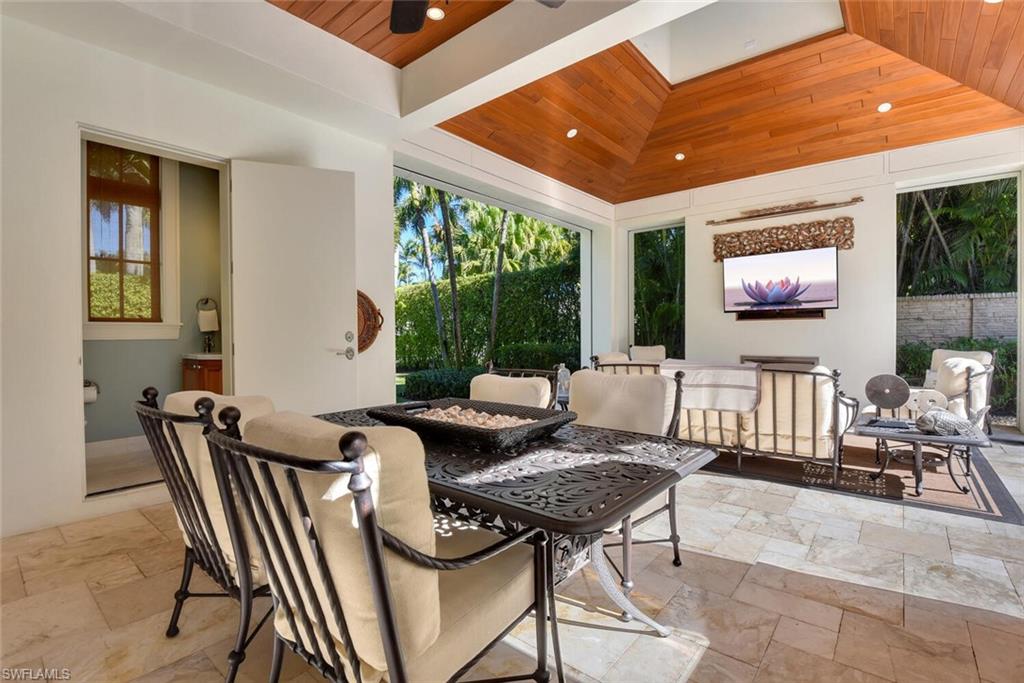 MOORINGS - Residential Lease