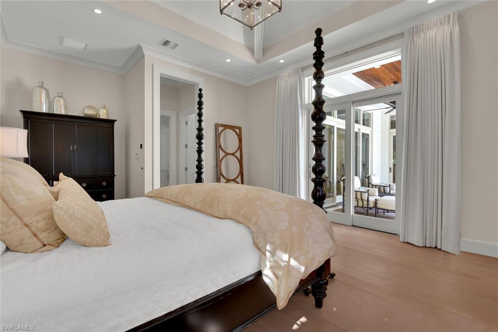 MOORINGS - Residential Lease