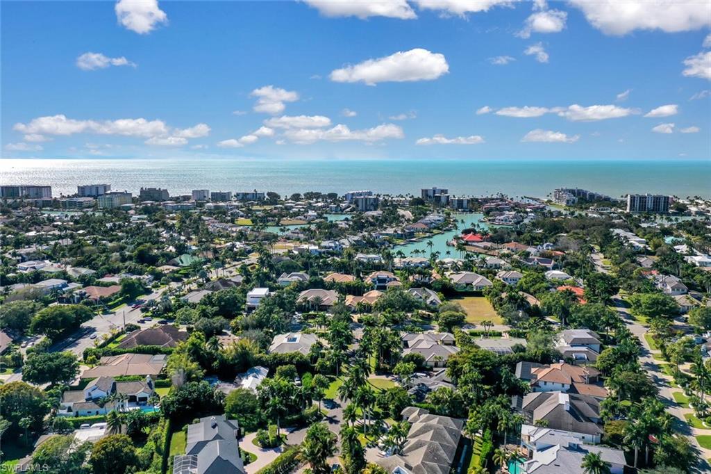 MOORINGS - Residential Lease