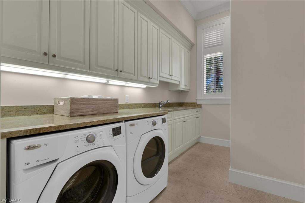 MOORINGS - Residential Lease