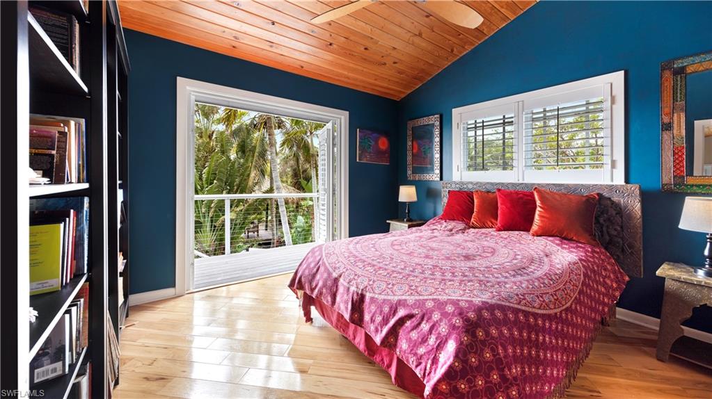 SANIBEL HARBOURS - Residential