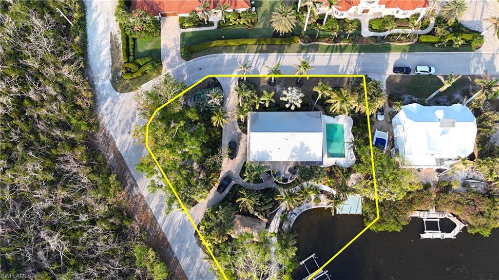 1307 Isabel DR