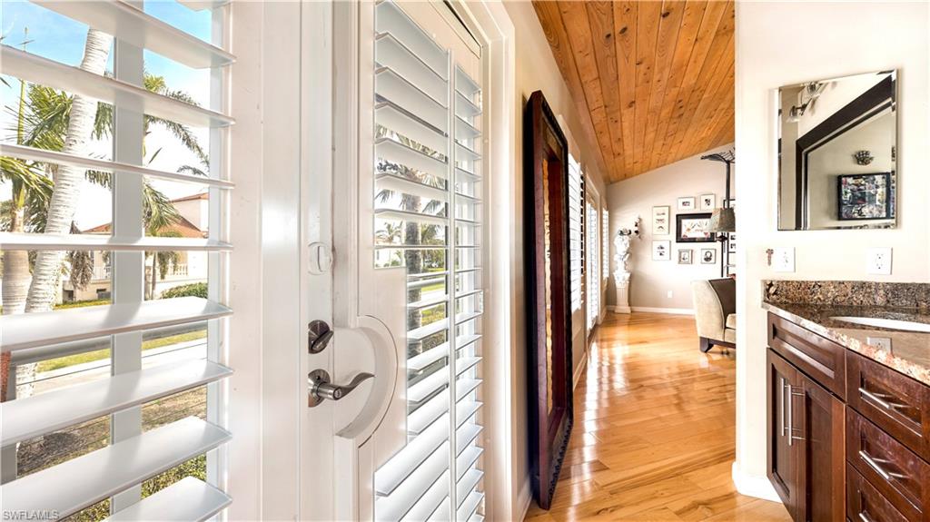 SANIBEL HARBOURS - Residential