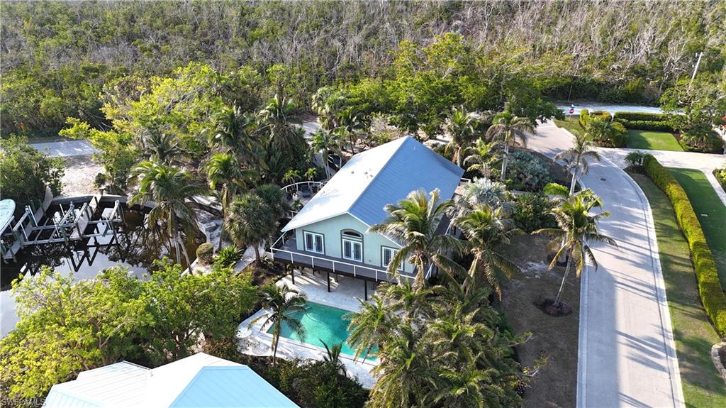 SANIBEL HARBOURS - Residential