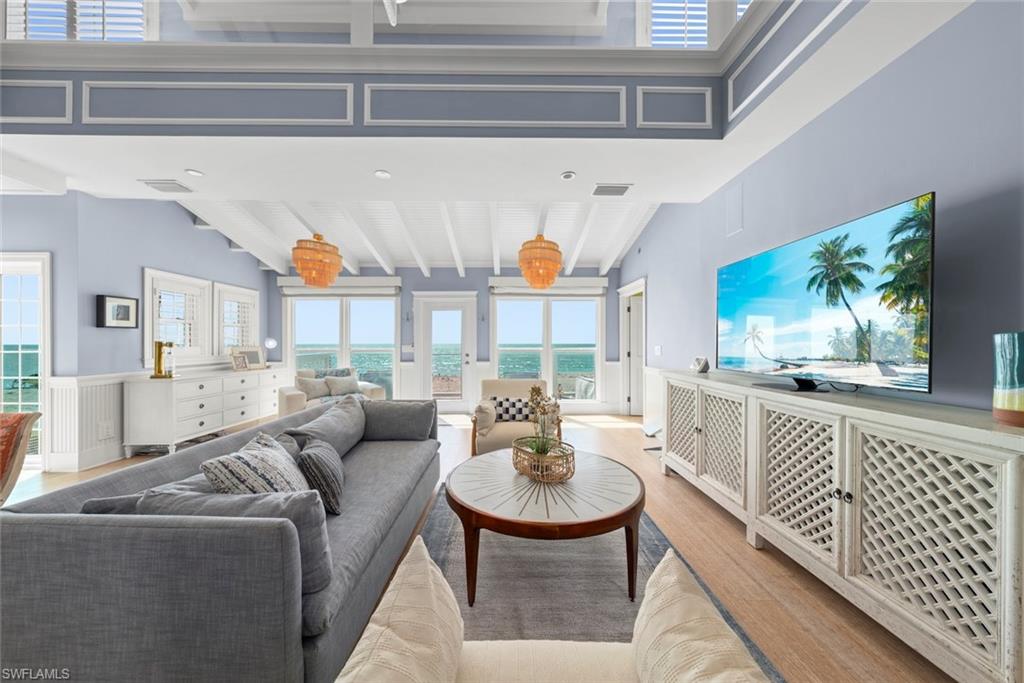 CAPTIVA BEACH - Residential