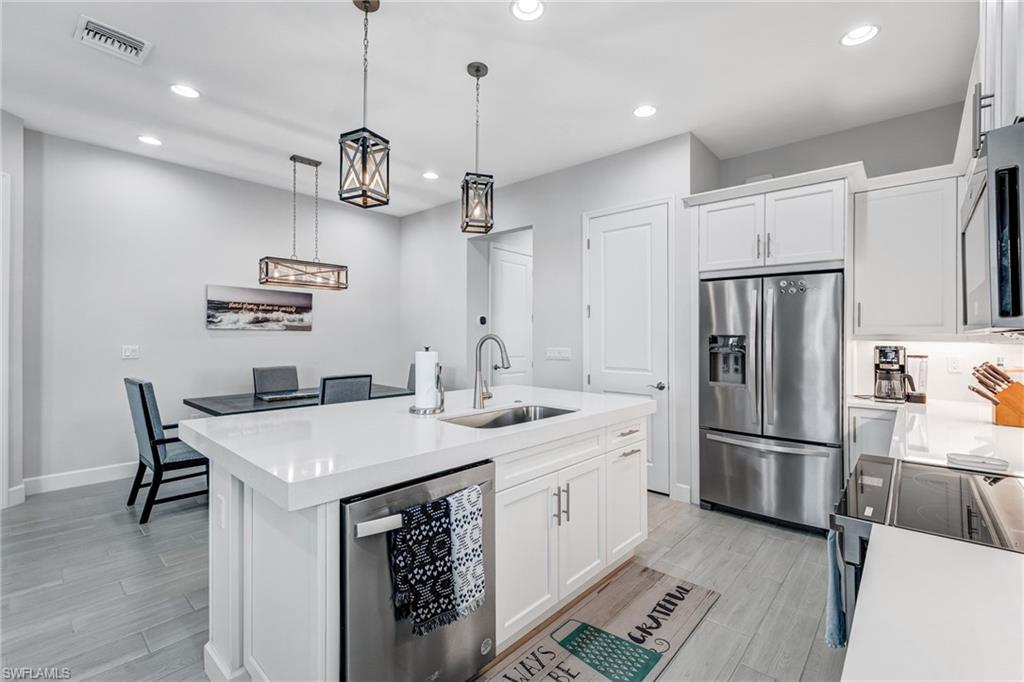 ISLES OF COLLIER PRESERVE - Residential