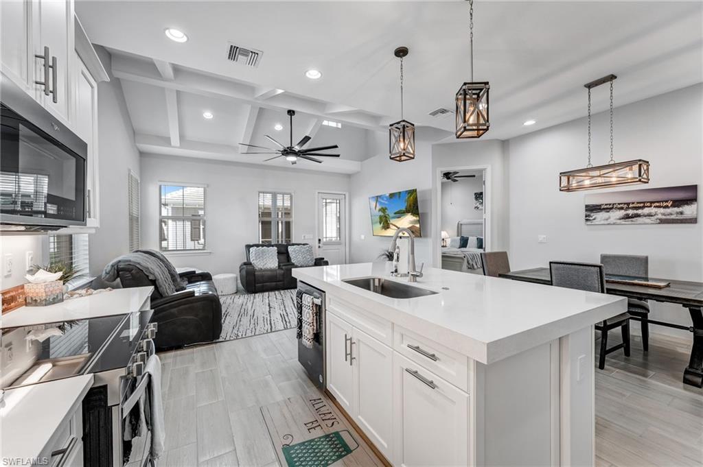 ISLES OF COLLIER PRESERVE - Residential