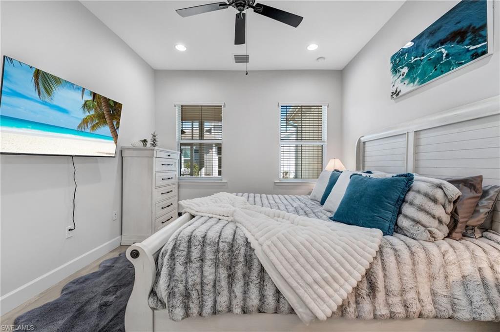 ISLES OF COLLIER PRESERVE - Residential