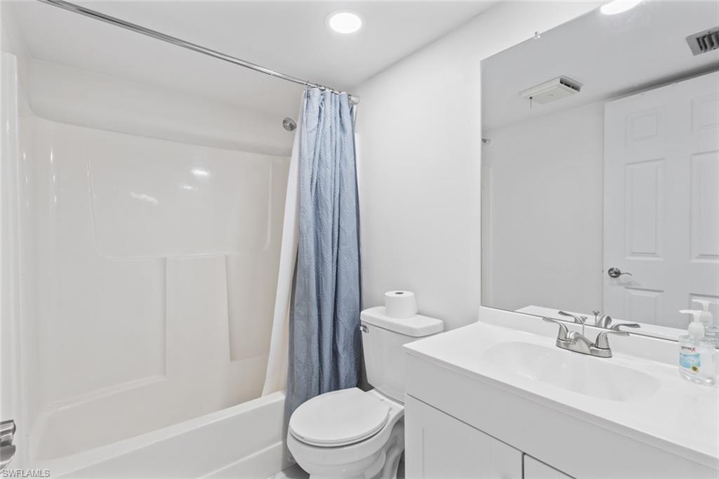 IRONWOOD - Residential Lease