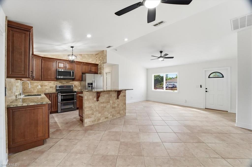 SAN CARLOS PARK - Residential