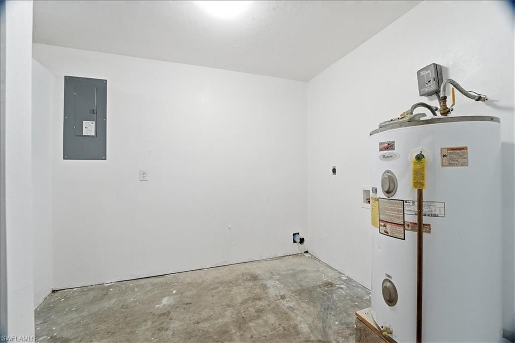 SAN CARLOS PARK - Residential