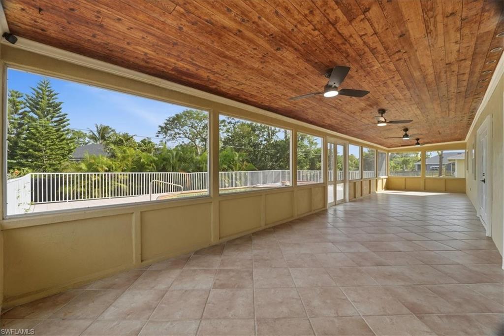 SAN CARLOS PARK - Residential