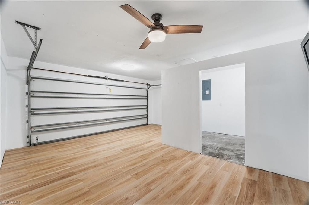 SAN CARLOS PARK - Residential