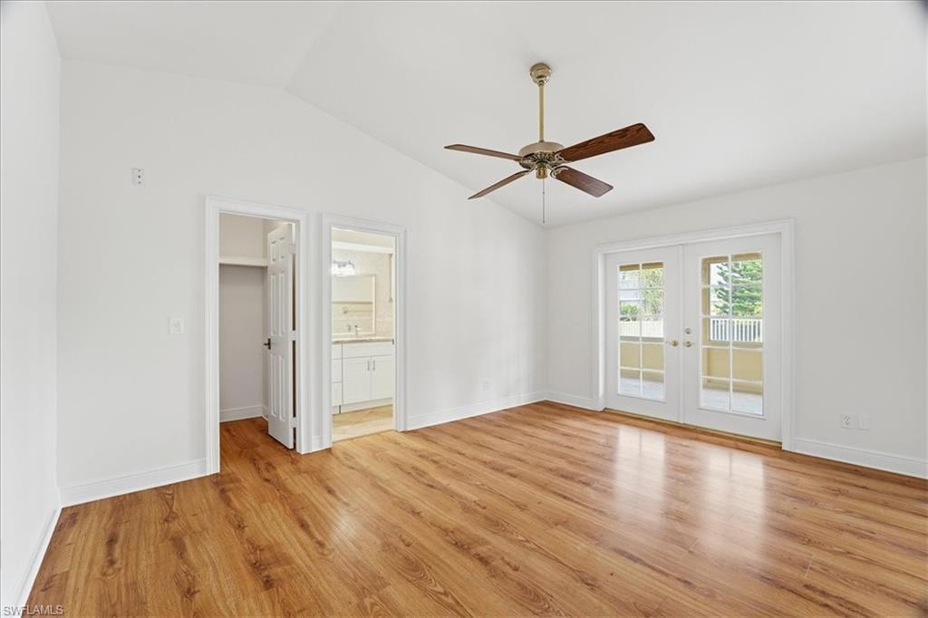 SAN CARLOS PARK - Residential