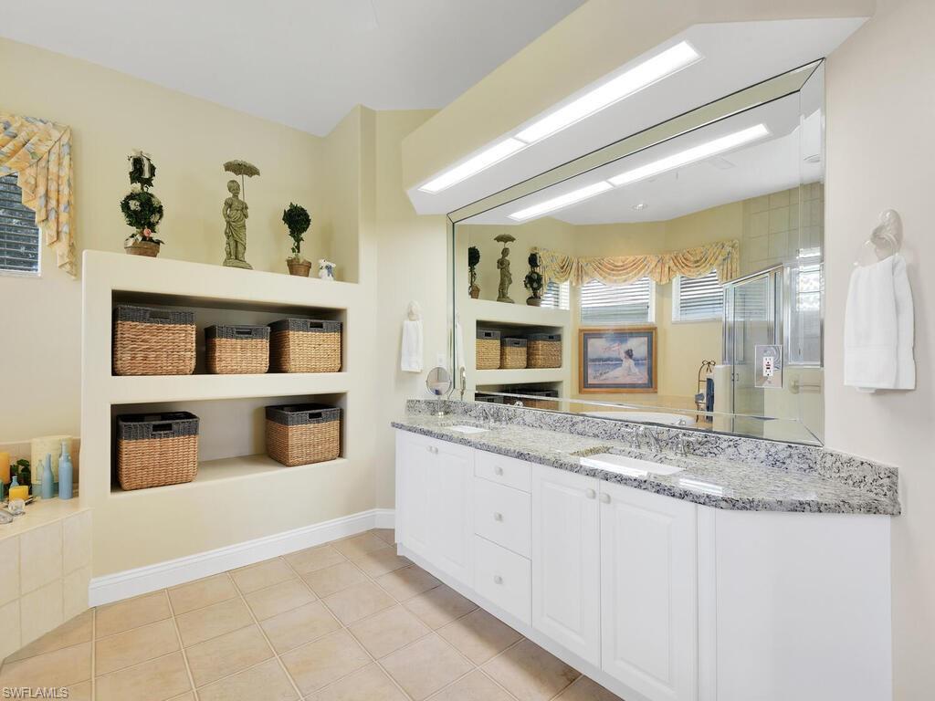 MAHOGANY ISLE - Residential