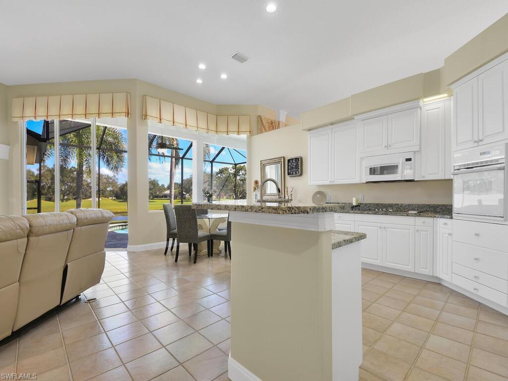 MAHOGANY ISLE - Residential