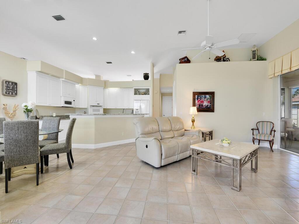 MAHOGANY ISLE - Residential