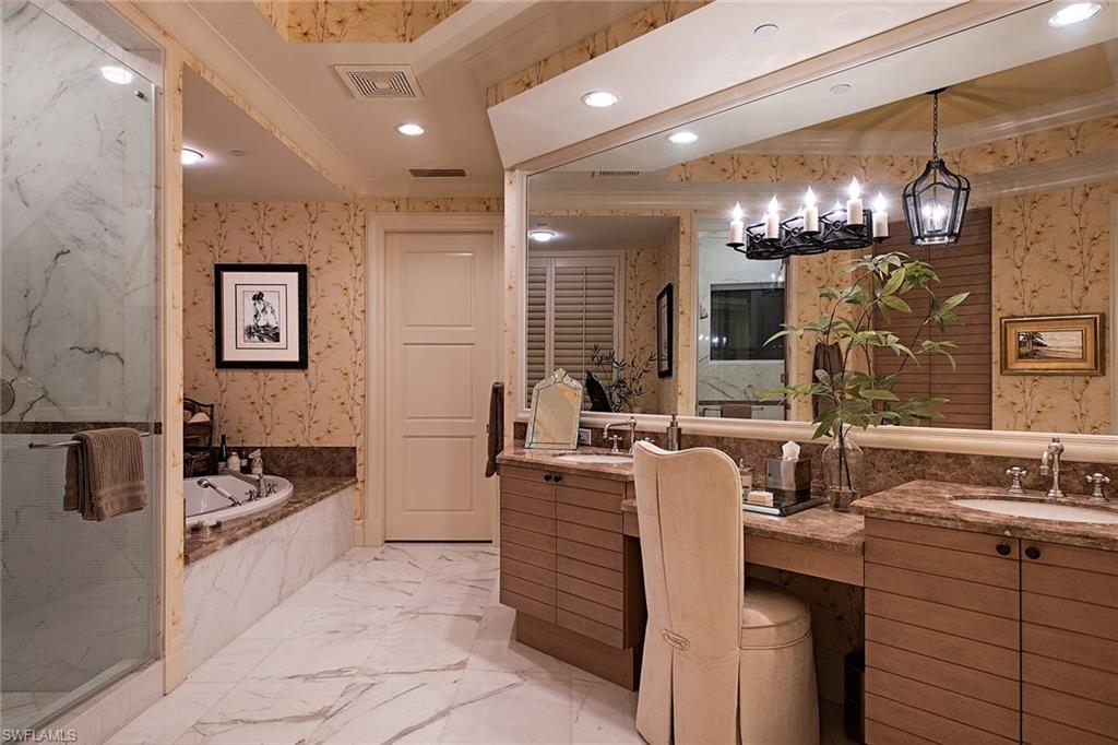 REGENT - Residential