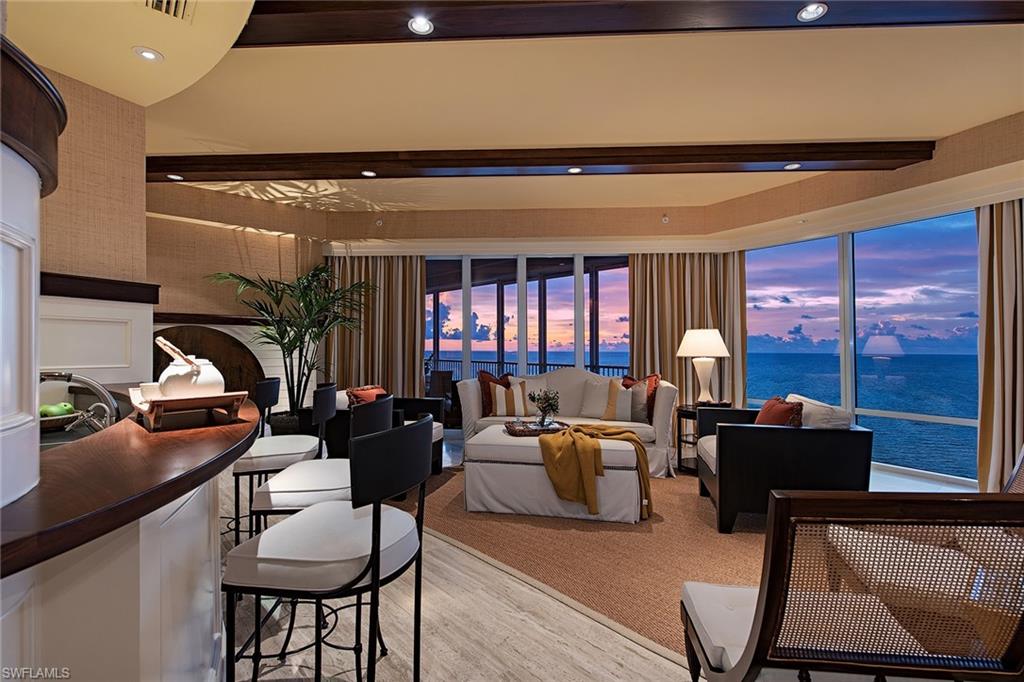 REGENT - Residential