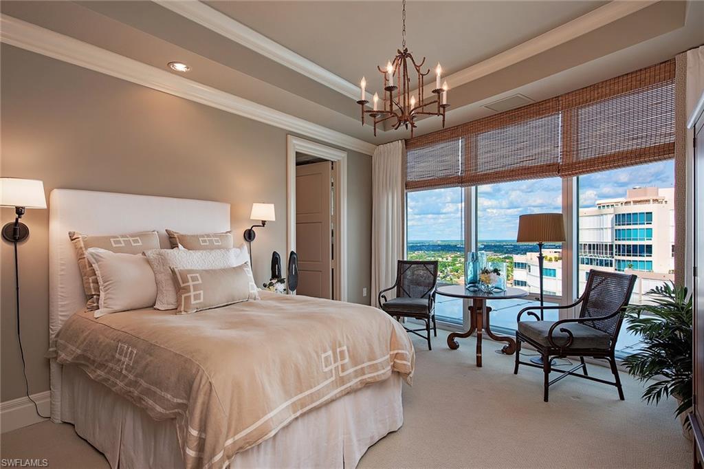 REGENT - Residential