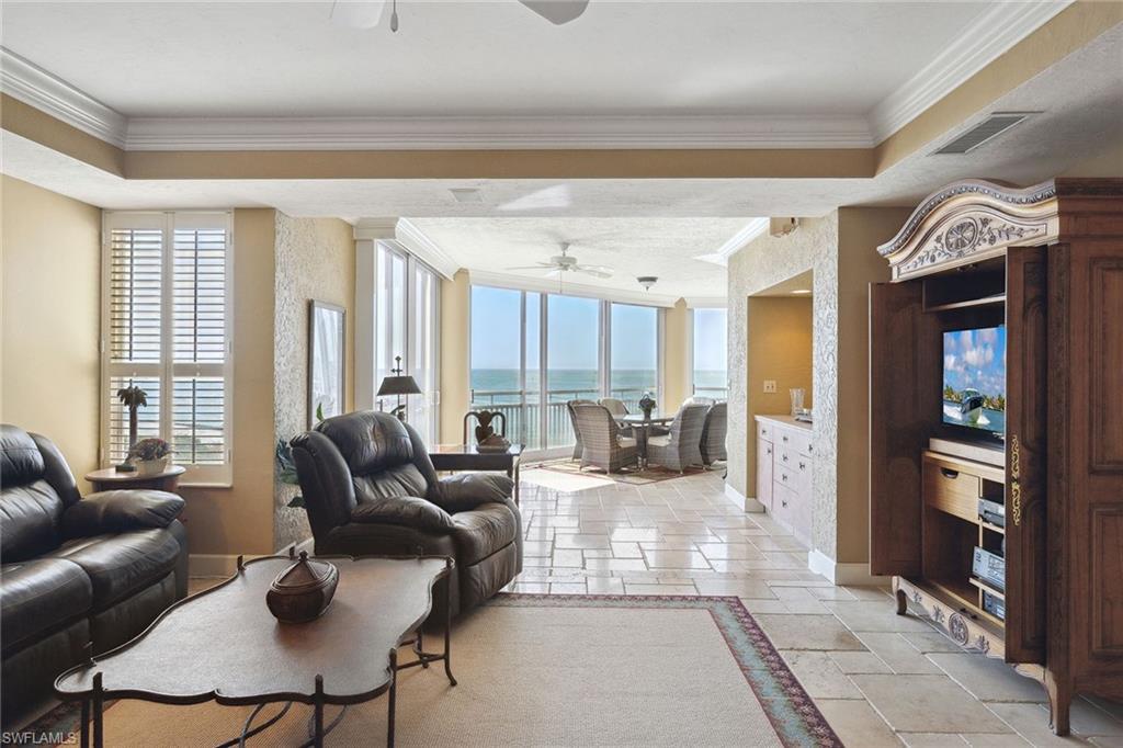 HIDEAWAY BEACH - Residential