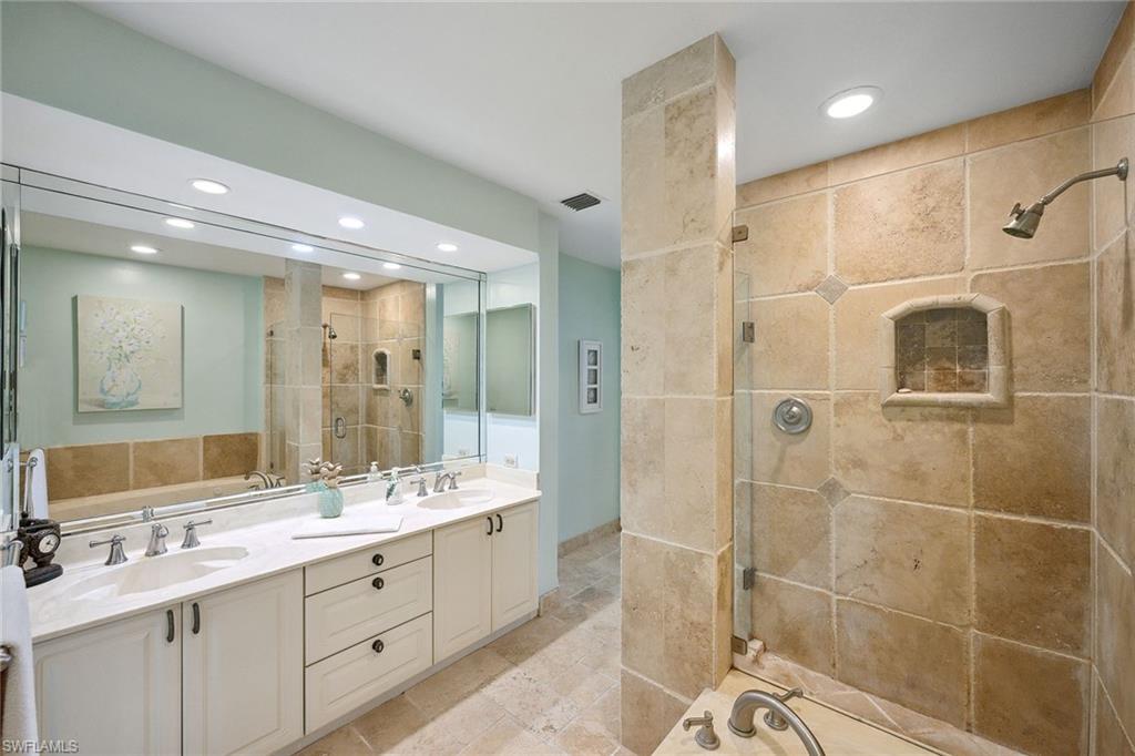 HIDEAWAY BEACH - Residential