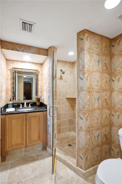 HIDEAWAY BEACH - Residential