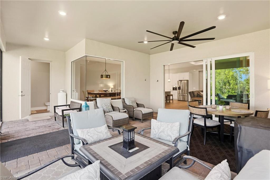 CORAL BAY - Residential