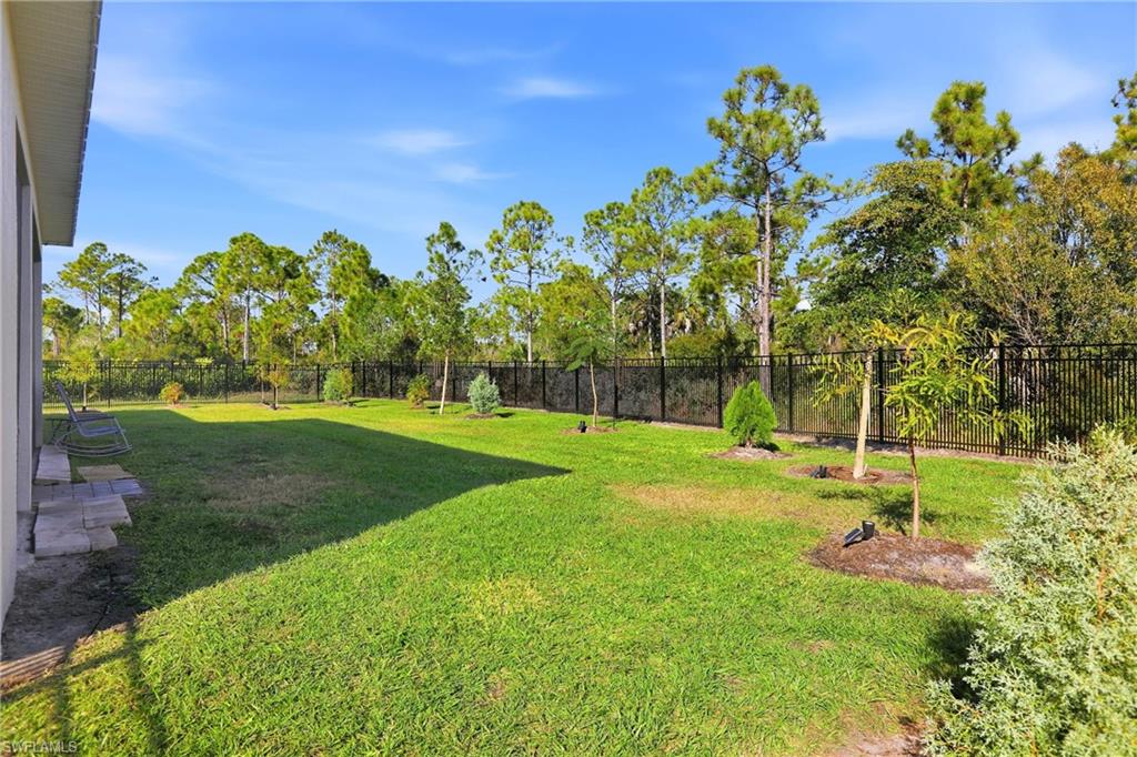 CORAL BAY - Residential