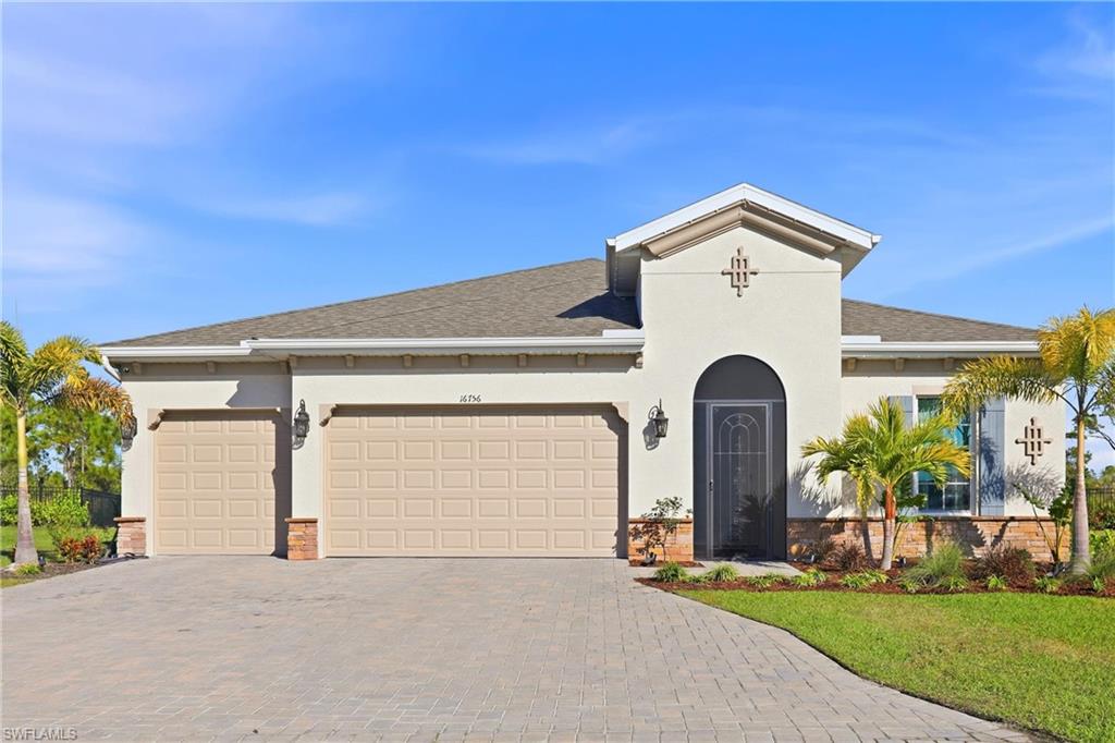 CORAL BAY - Residential