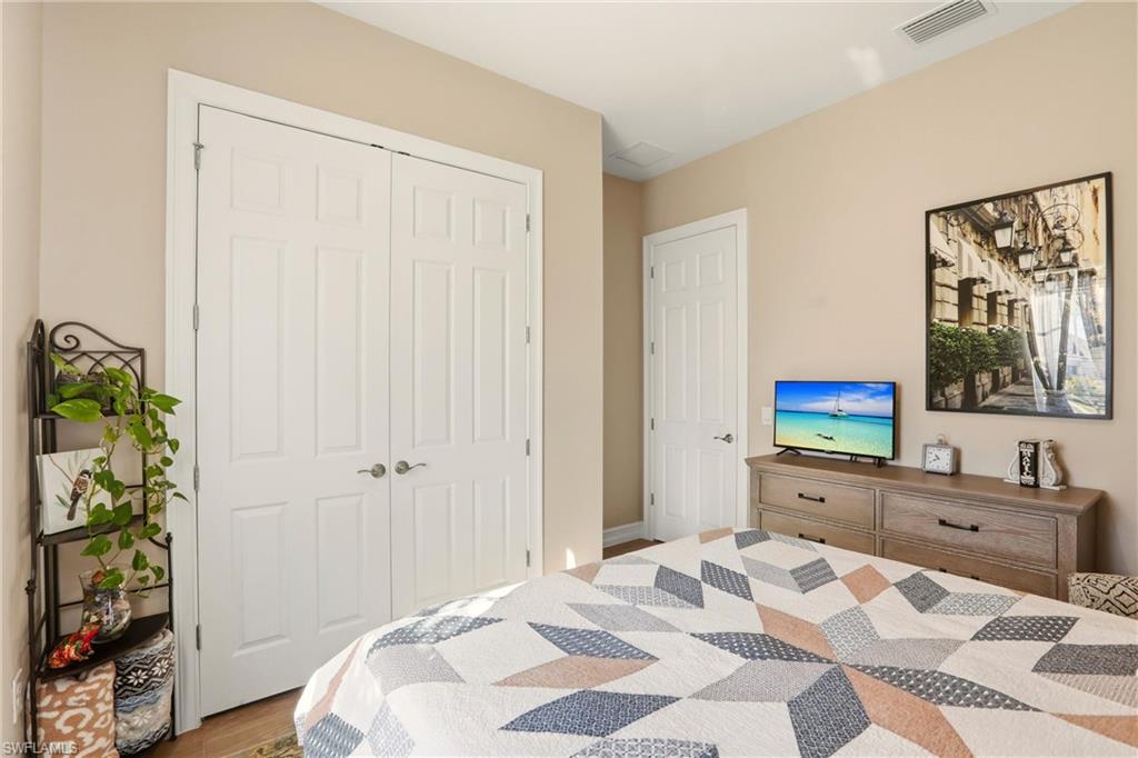 CORAL BAY - Residential