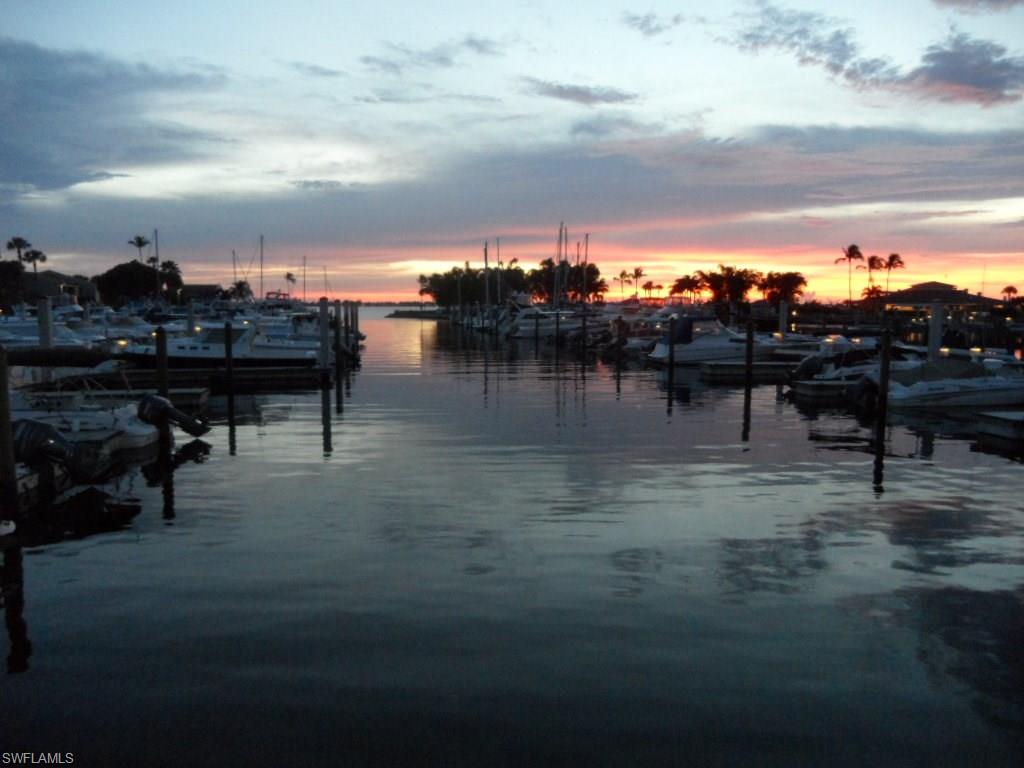 WINDJAMMER VILLAGE AT THE LAND - Residential