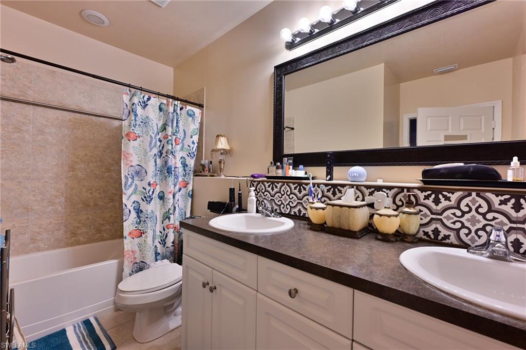 PENN ESTATE - Residential