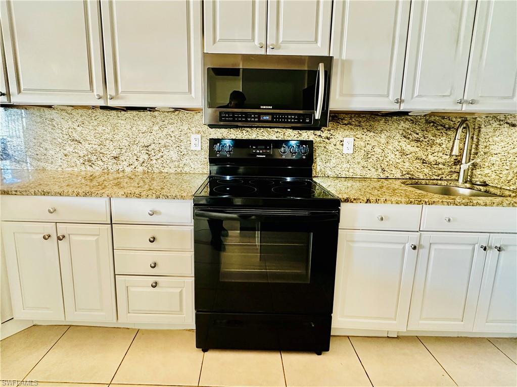 WIGGINS PASS WEST - Residential Lease