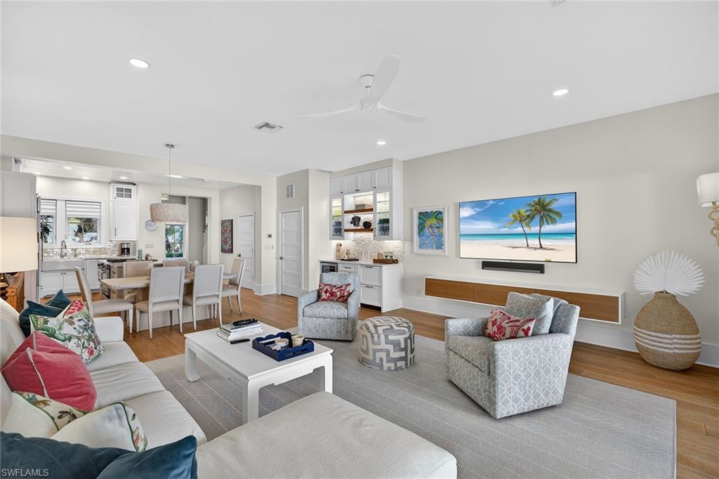 OLDE NAPLES - Residential