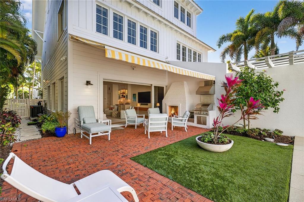 OLDE NAPLES - Residential