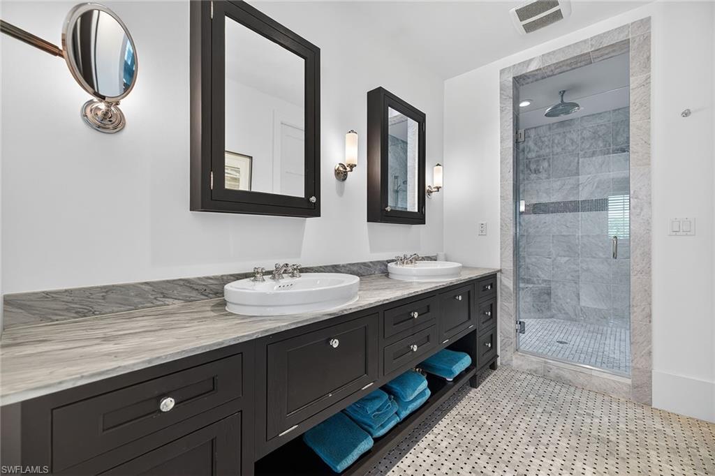 OLDE NAPLES - Residential