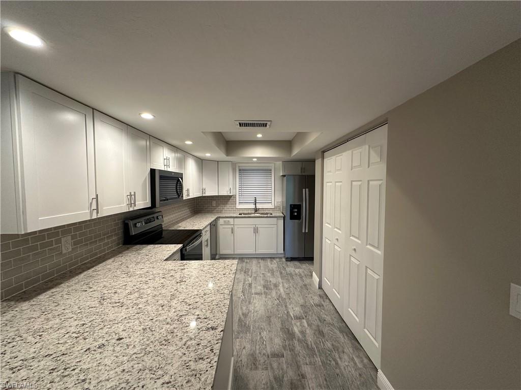 FOREST VILLAGE - Residential Lease