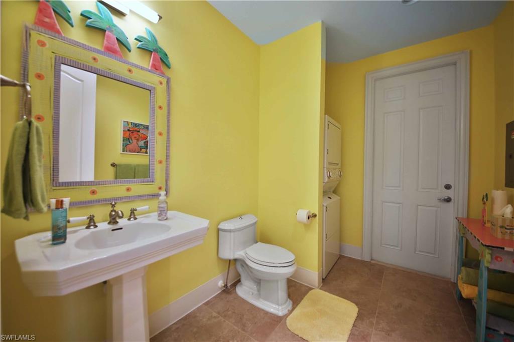 BEACH HOMES - Residential