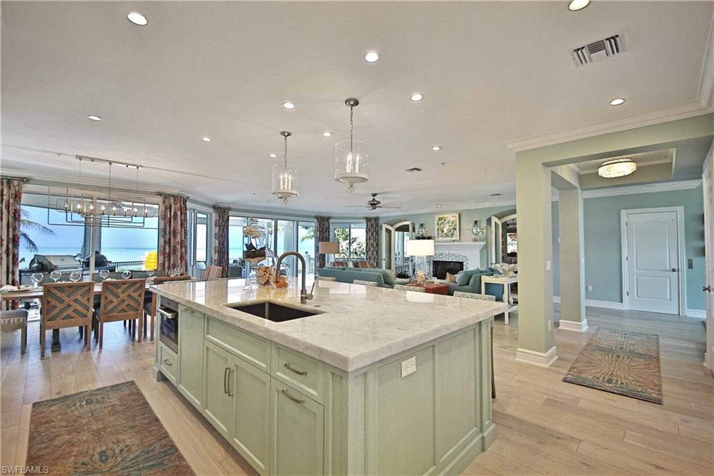 BEACH HOMES - Residential