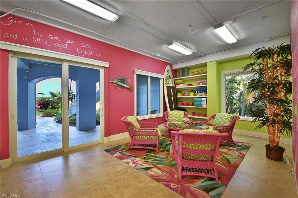 BEACH HOMES - Residential