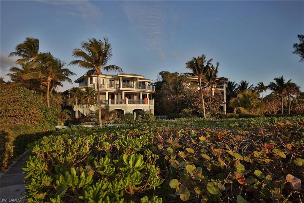 BEACH HOMES - Residential