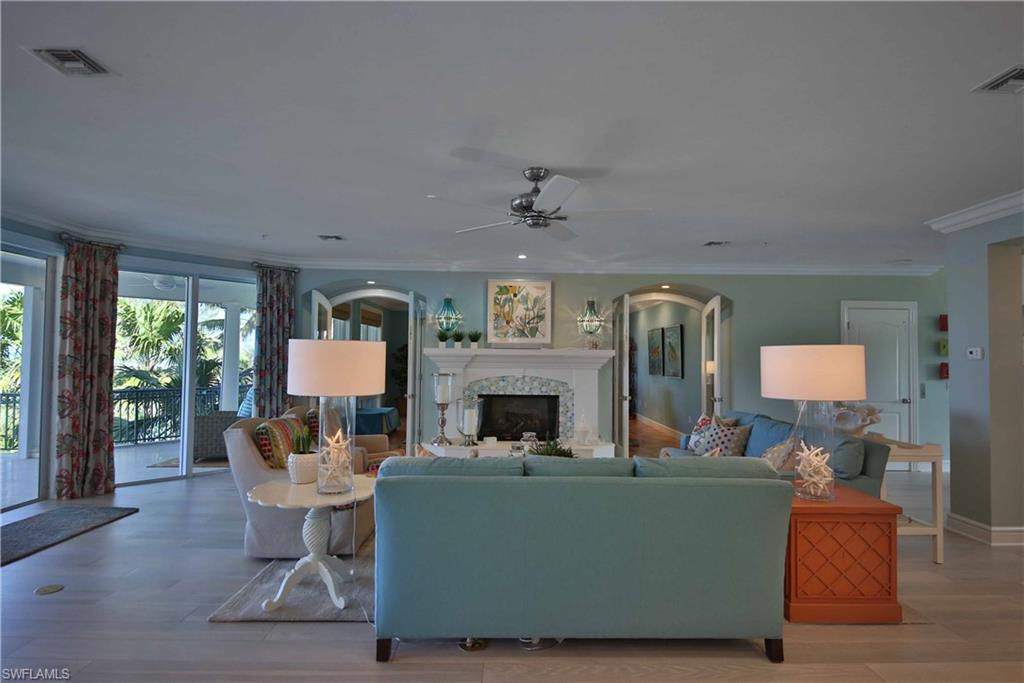 BEACH HOMES - Residential