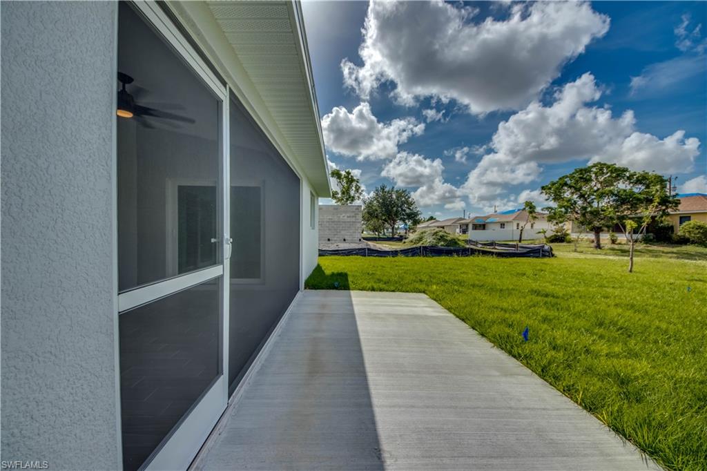 CAPE CORAL - Residential