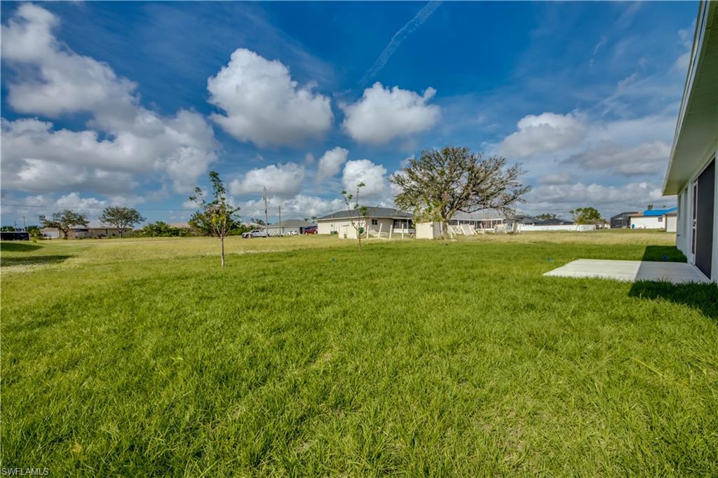 CAPE CORAL - Residential