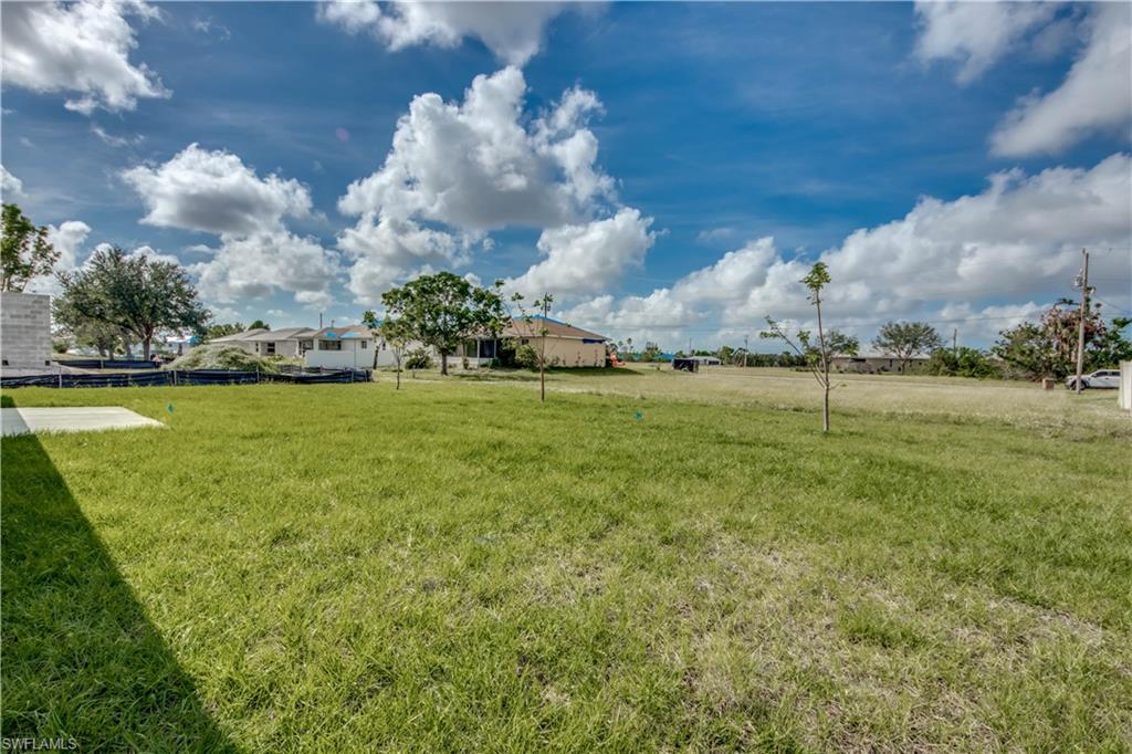 CAPE CORAL - Residential